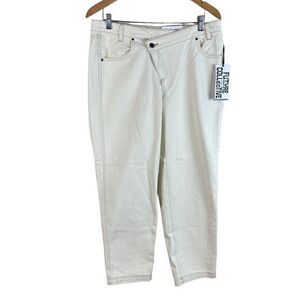 NEW Future Collective High Rise Tapered Jeans‎ Womens 10 Off White Denim Cotton